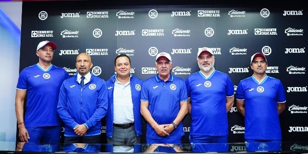  Cruz Azul: Ricardo Tuca Ferreti fue presentando como técnico de la Máquina