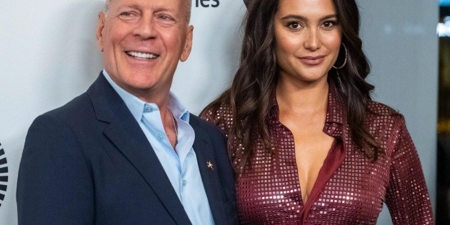  Bruce Willis: La esposa de Willis pide a los periodistas que no griten a su esposo enfermo