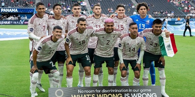  Selección Mexicana: El Tricolor ya está en Houston, sin entrenador